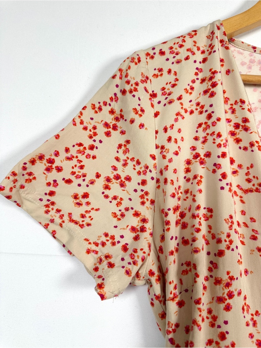 Rachel EcoVero Tencel Wrap Midi Dress Red Floral Ruffle L Cottagecore - Picture 3 of 8